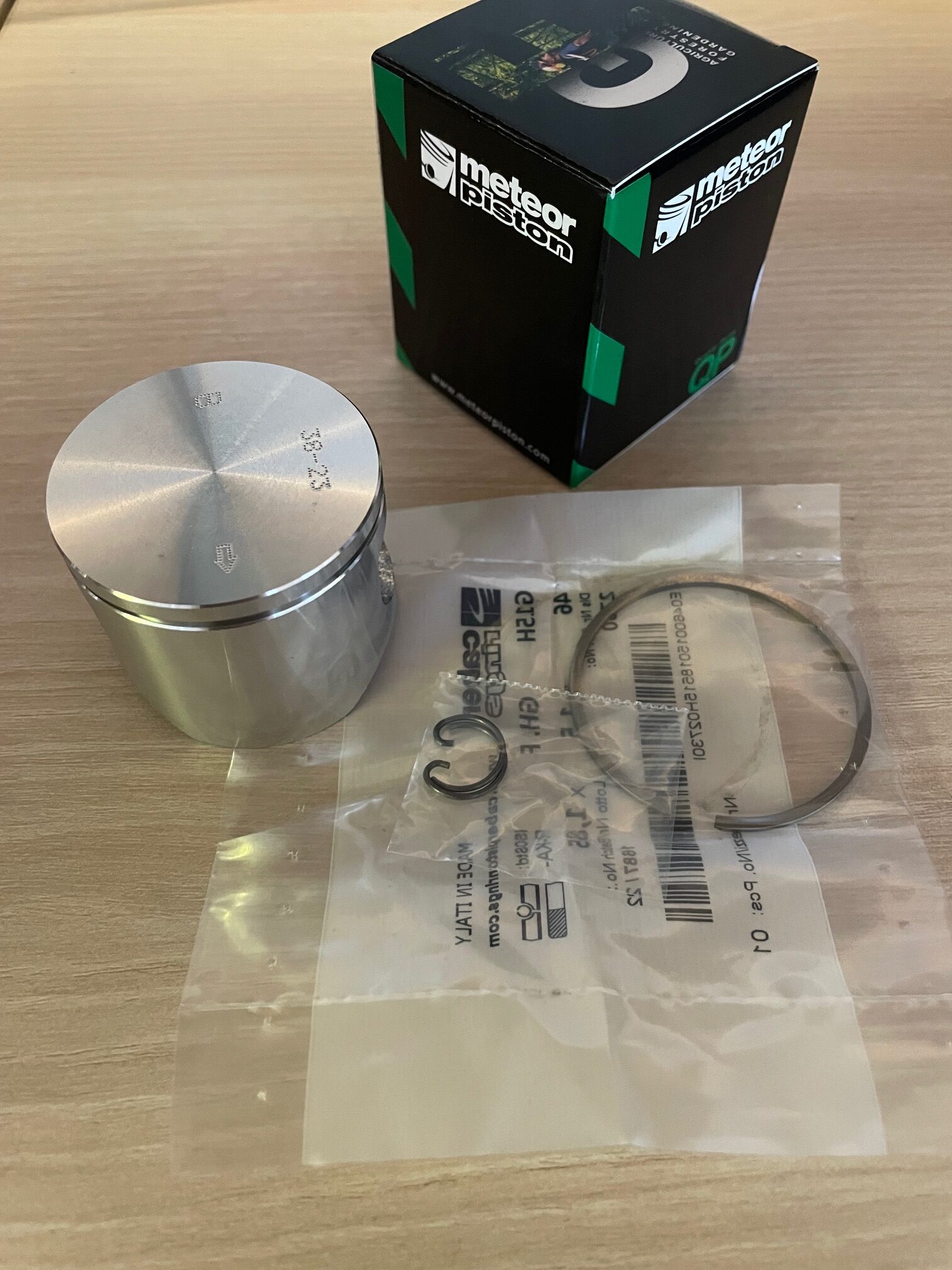 Dugattyú komplett Husqvarna 357 46mm Meteor