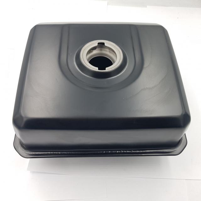 Üzemanyagtank RATO R210 (egyenes csavaros)