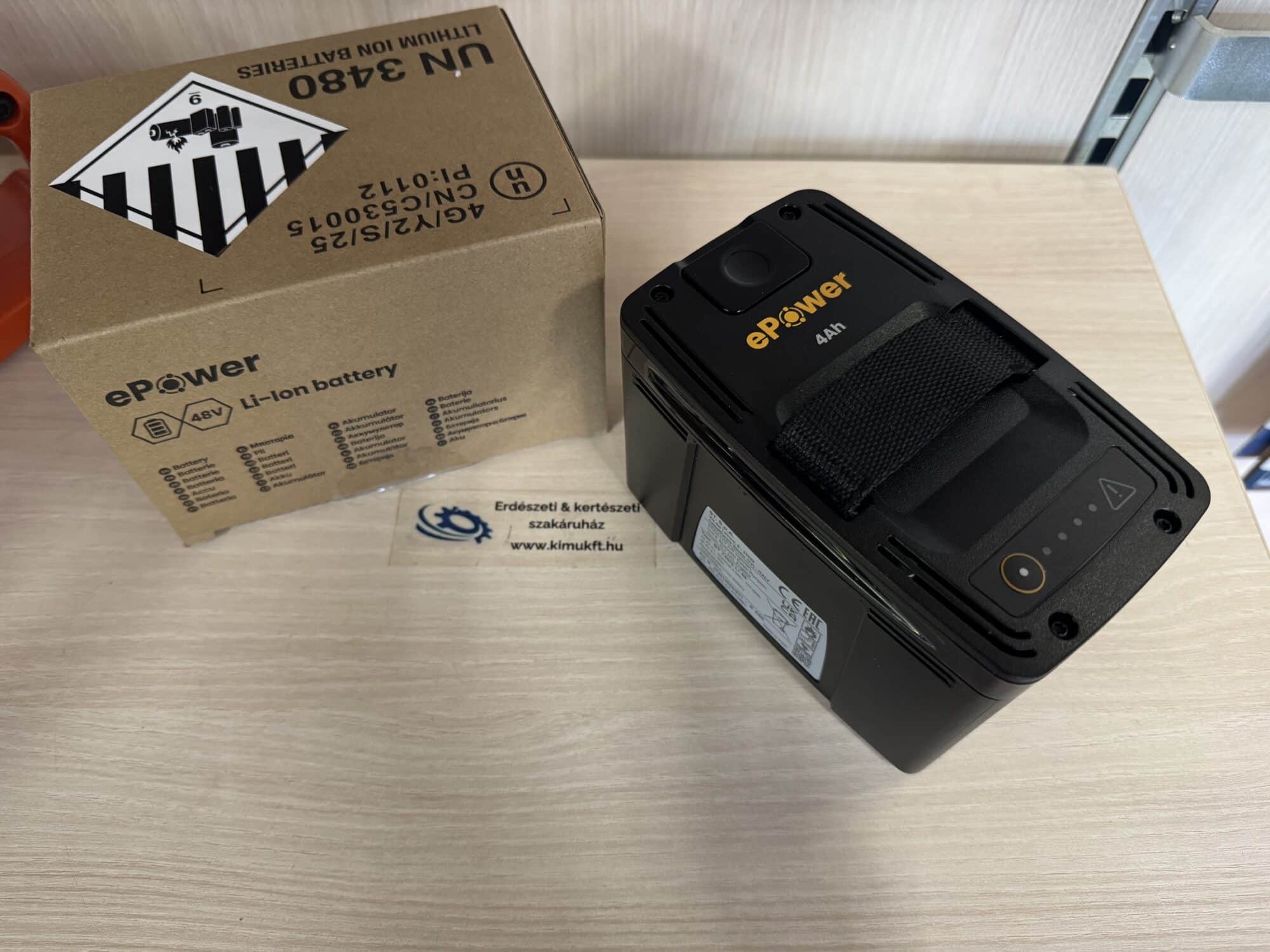 STIGA akkumulátor E 440 (48V, 4Ah) 274014004/ST1